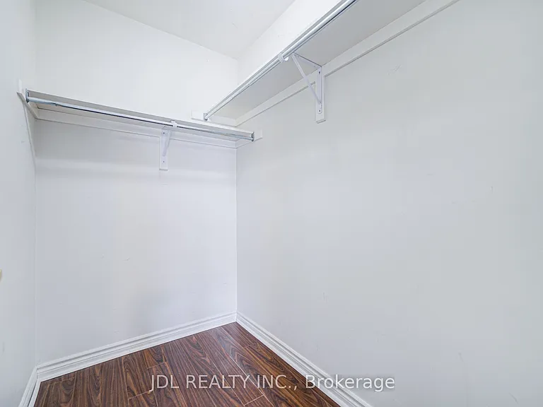 11 Everson Dr #610 — Photo 44