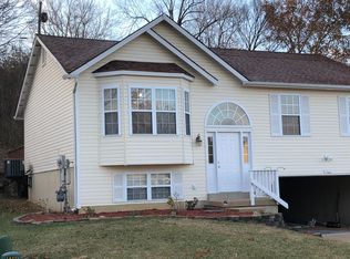143 Fenton Xing, Fenton, MO 63026