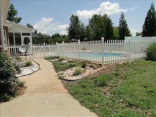 2nd image of 104 King Eider Way