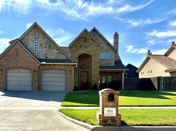604 NW Allison Ln, Lawton, OK 73505