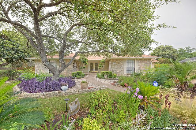1st image of 19603 Encino Glen St