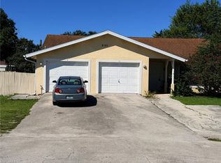 2161 41st St SW #B, Naples, FL 34116