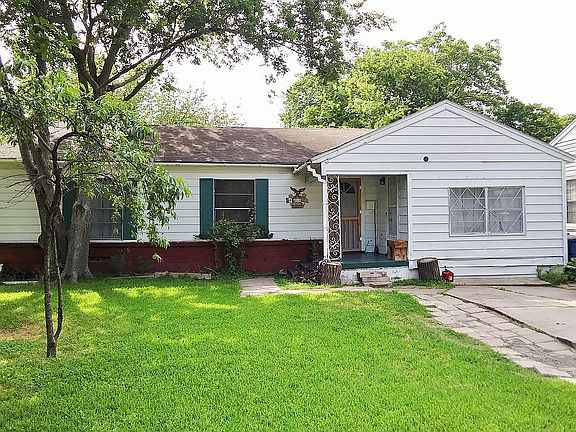 3rd image of 11603 Desdemona Dr