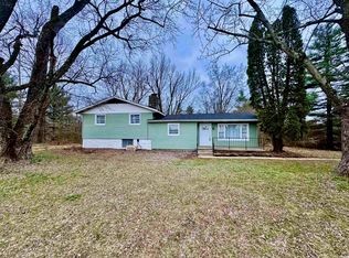 8390 N Fox Hollow Rd, Bloomington, IN 47408