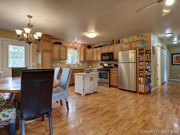 5th image of 4830 W Ronnies Cir