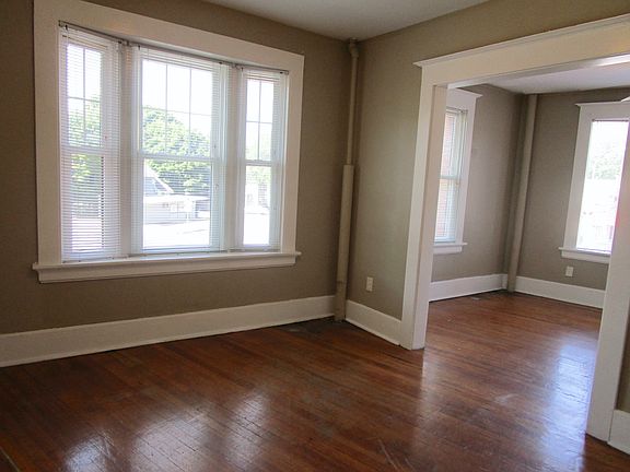 3rd image of 136 S Union St APT 3