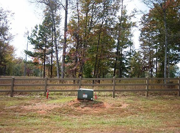 5th image of 1030 White Oak Way