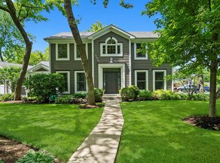 146 W Tower Pl, Palatine, IL 60067