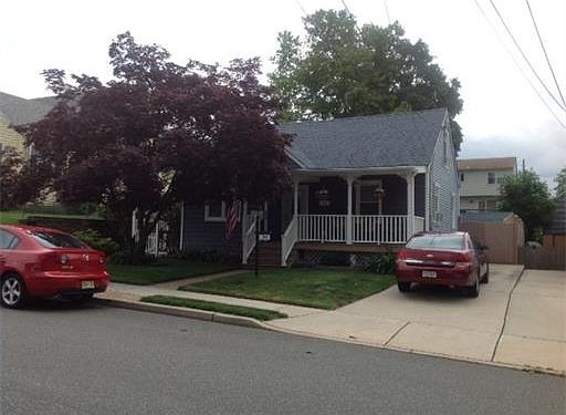 1st image of 203 Lincoln St