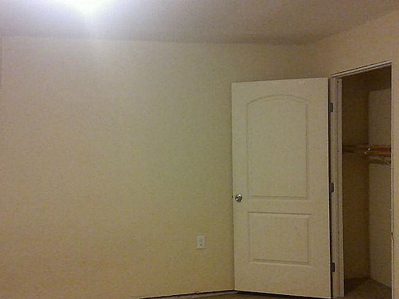 4th image of 6904 Foxmont Ln