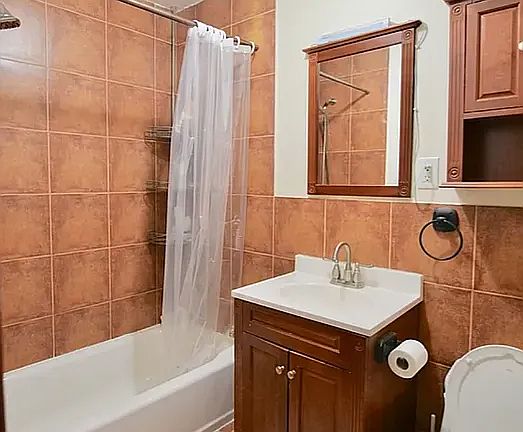 5th image of 234 8th St #1B