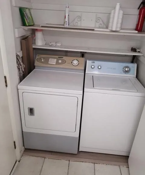2128 E Georgetown Sq #C — Photo 11