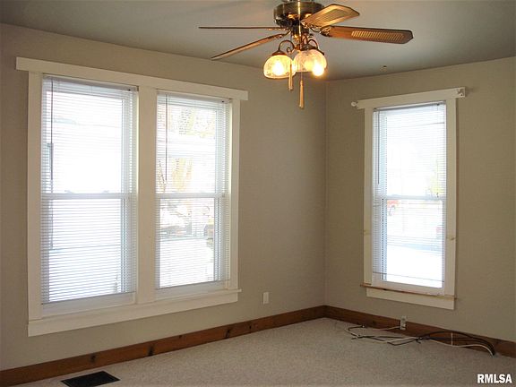 5th image of 1604 Beecher Ave