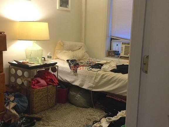 5th image of 132 Thompson St APT 12