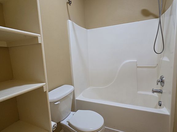 5th image of 2905 W Canal St APT 301