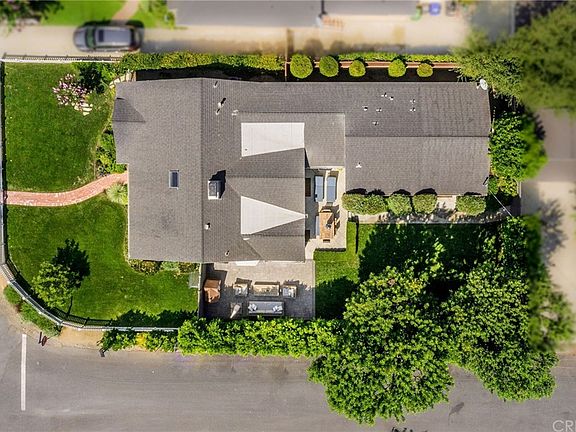 4th image of 13001 Dickens St