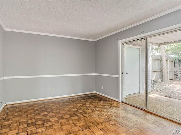 5th image of 1029 Fairfax Dr