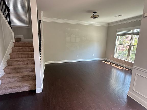 small living room/study room