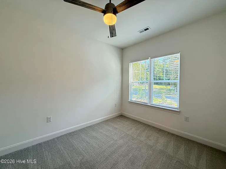 355 James St — Photo 27