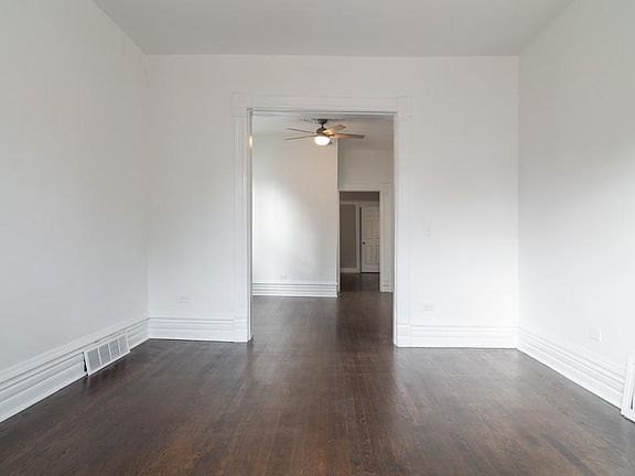 4th image of 1714 N Whipple St #1A