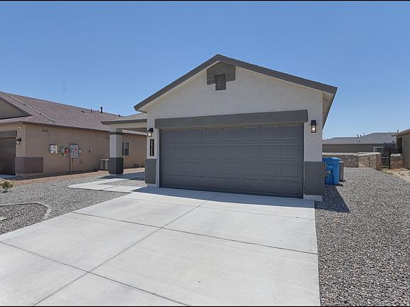 4th image of 10129 Red Valley St