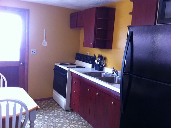 4th image of 200 McKinley St