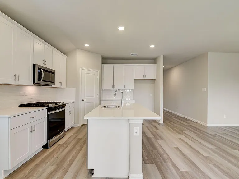 310 Sugarlands Dr — Photo 9