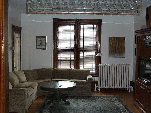 3rd image of 333 W Washington Ave