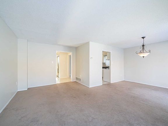 2nd image of 11 Basswood Ct