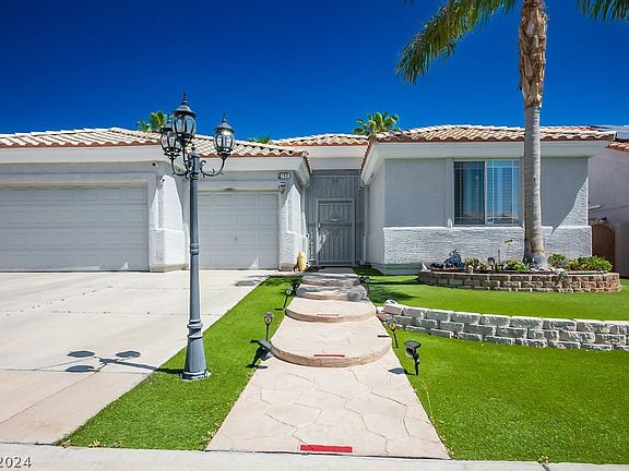 5th image of 9190 Golden Feather Ct