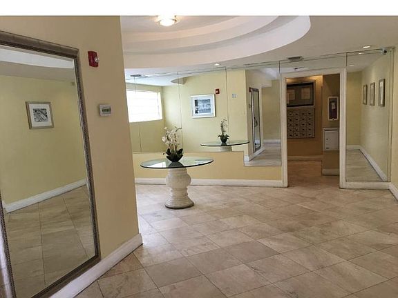 5th image of 710 Washington Ave APT 517
