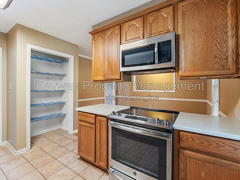 551 S Old Belair Rd — Photo 6