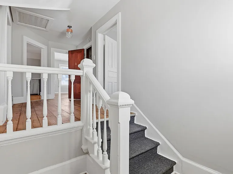 1125 S 7th St — Photo 15