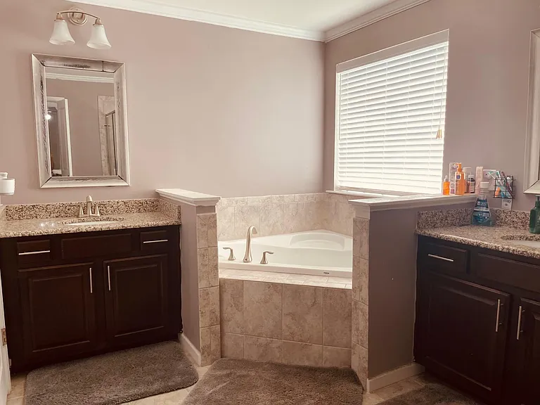 4860 Lily Garden Dr — Photo 33
