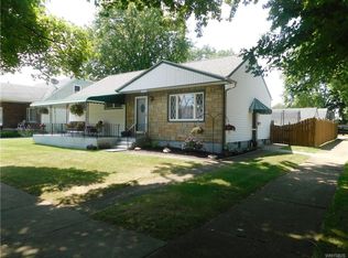 636 69th St, Niagara Falls, NY 14304