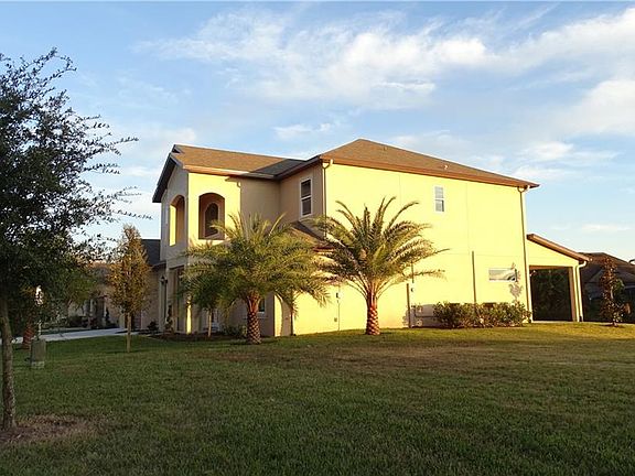 3rd image of 132 Hammock Oak Cir