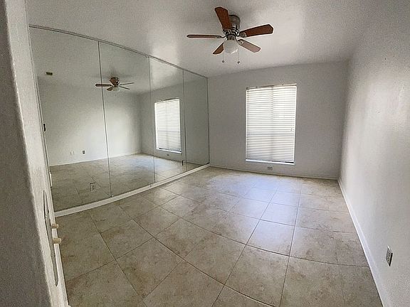 3rd image of 2255 Thousand Oaks Dr APT 107