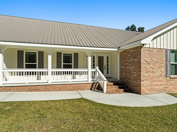 5th image of 14 Grandview Dr