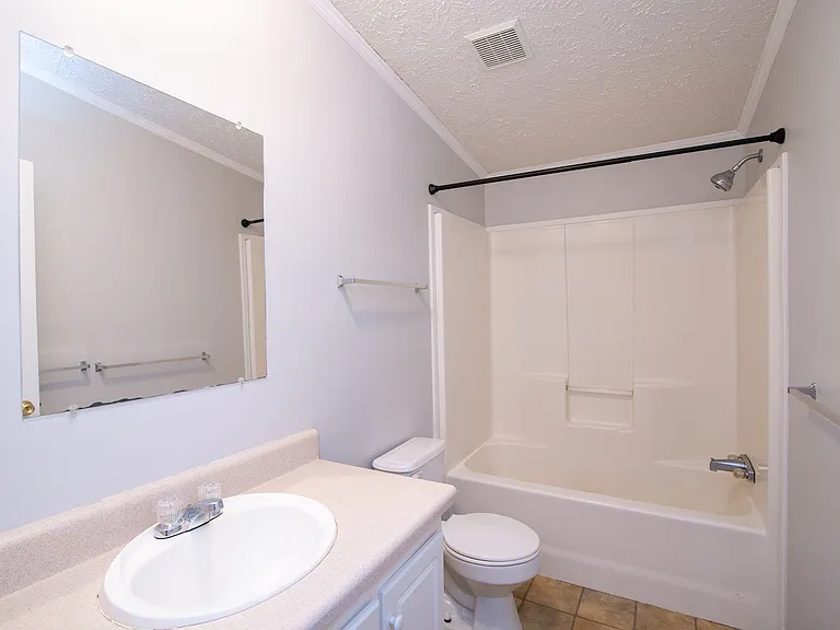 55 Crestview Hts — Photo 5