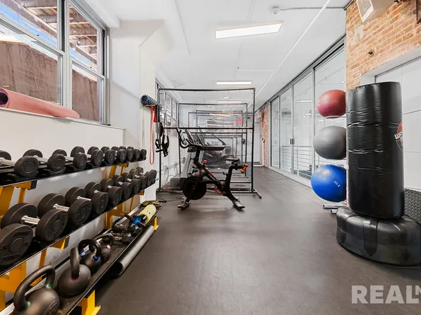 99 Gold Street image 12 of 13