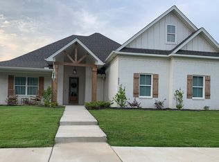 6057 Meridian Dr, Alexander, AR 72002