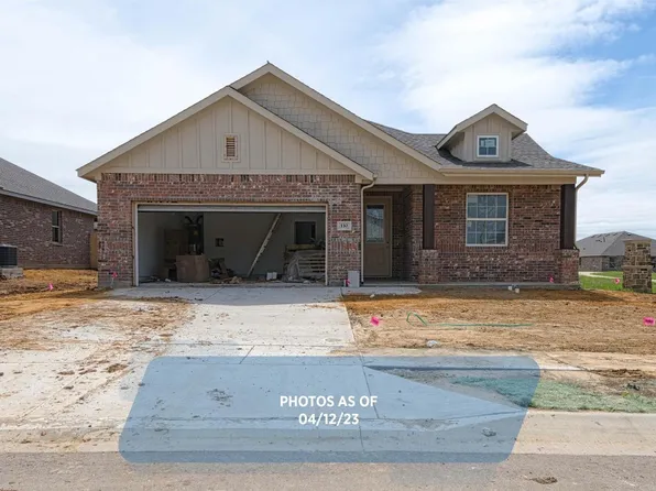 110 Maverick Trl, Valley View, TX 76272