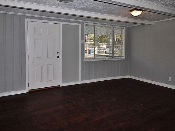 2nd image of 8112 Galveston Ave