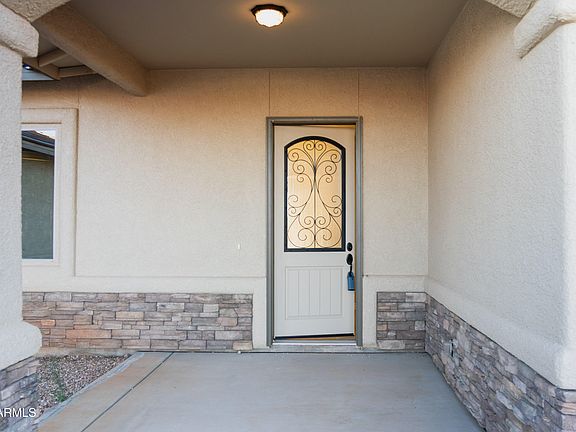 2nd image of 4224 S Crape Myrtle Court