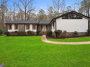 102 McKinley Cir, Lagrange, GA 30240