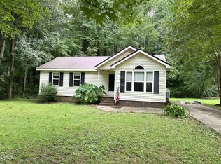 709 N Fir Ave, Siler City, NC 27344