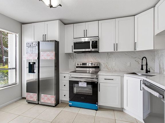3rd image of 799 HILL Drive #C