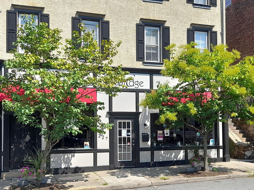 1st image of 229 Church St APT 3