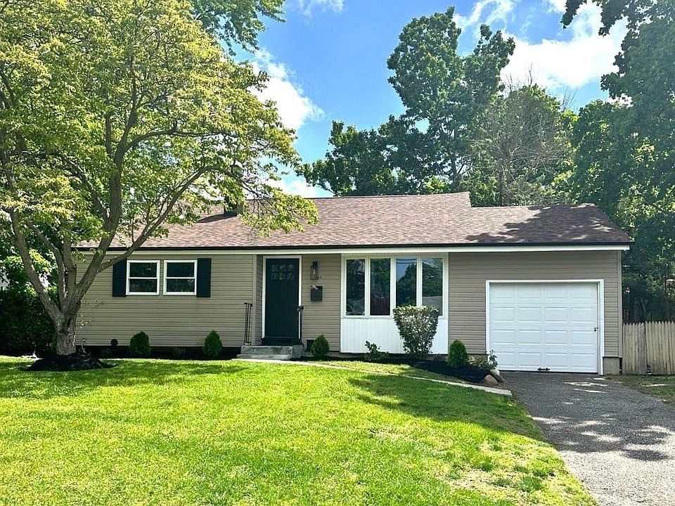 1st image of 3105 Watch Hill Avenue