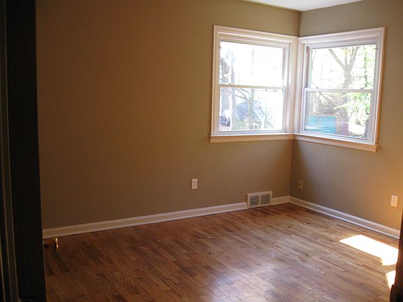 bedroom for sublet